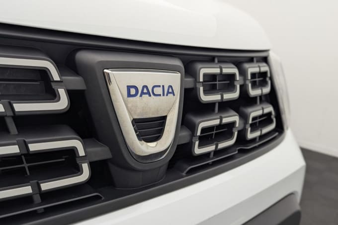 2025 Dacia Duster