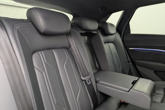 2025 Audi E-tron