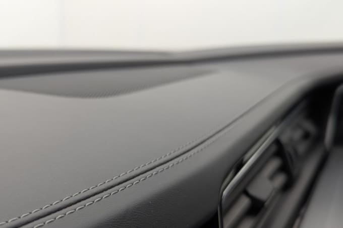 2025 Audi E-tron