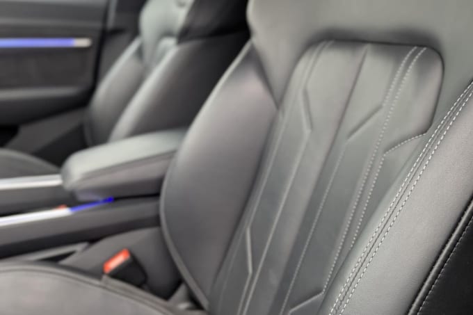 2025 Audi E-tron
