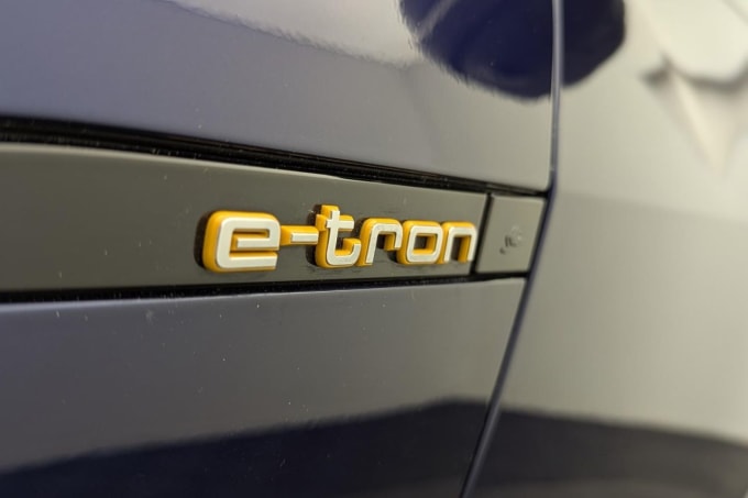 2025 Audi E-tron