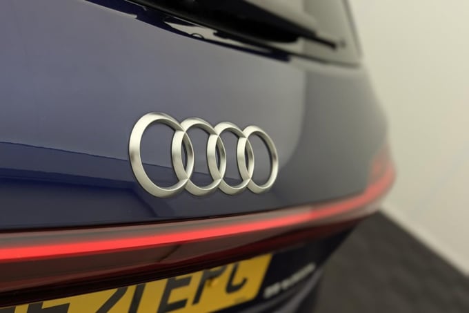 2025 Audi E-tron