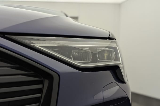 2025 Audi E-tron