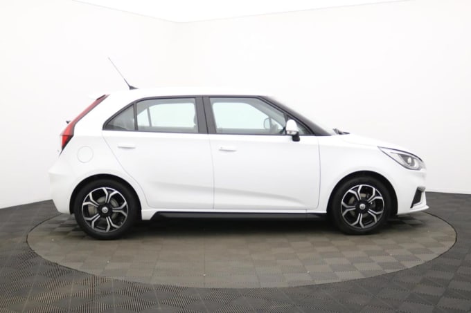2025 Mg Mg3