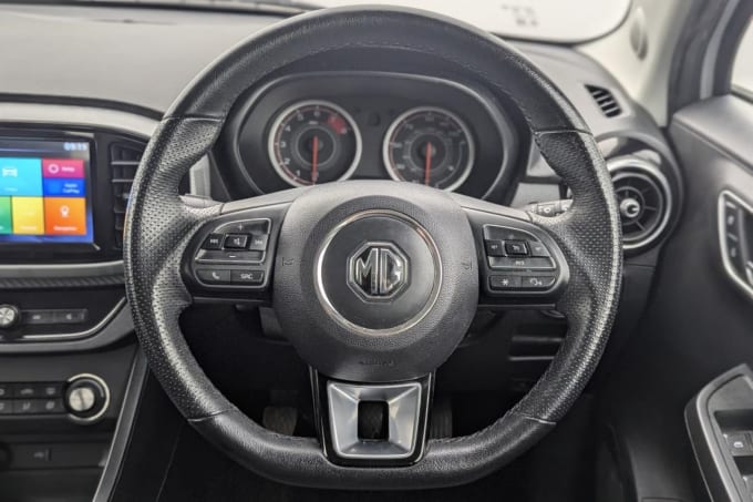 2025 Mg Mg3