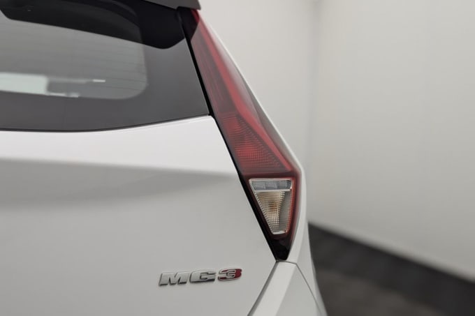 2025 Mg Mg3