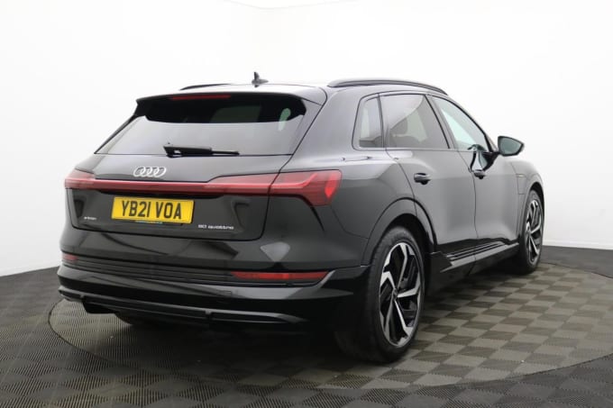 2025 Audi E-tron