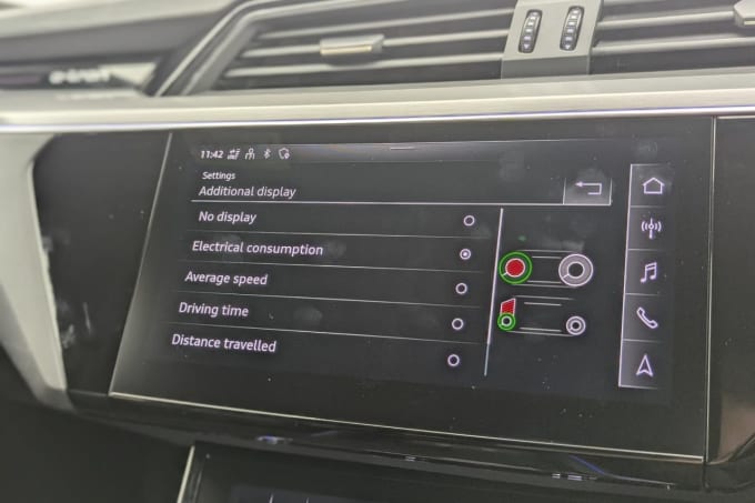 2025 Audi E-tron