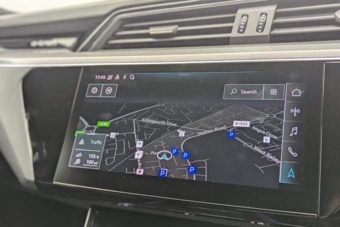 2025 Audi E-tron