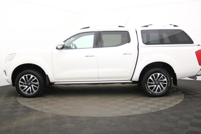 2025 Nissan Navara
