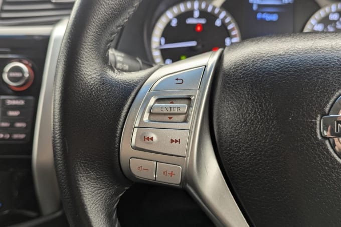 2025 Nissan Navara