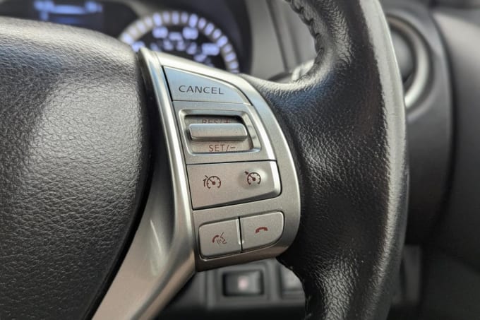 2025 Nissan Navara