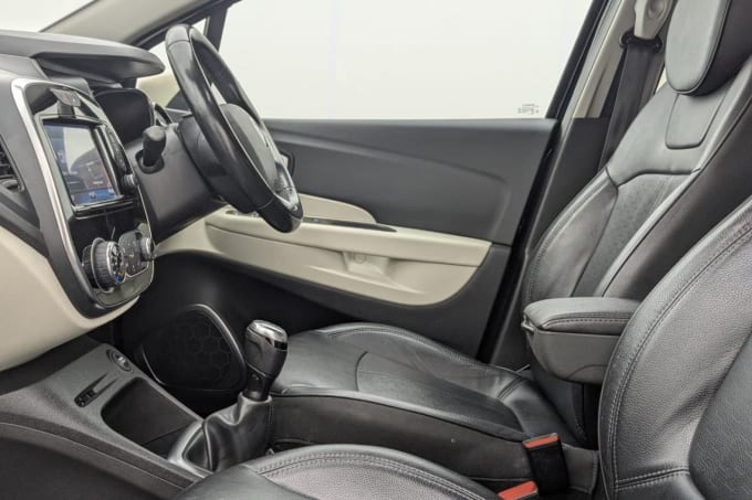2025 Renault Captur