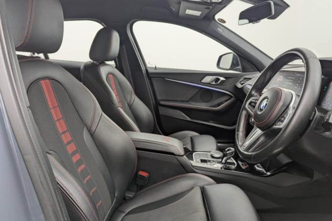 2025 BMW 1 Series