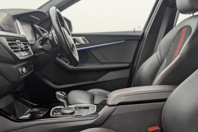 2025 BMW 1 Series