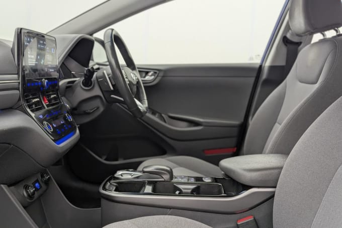 2025 Hyundai Ioniq