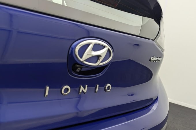 2025 Hyundai Ioniq