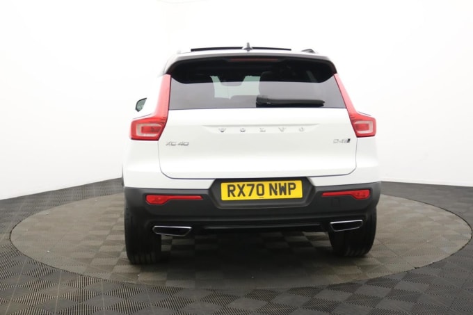 2025 Volvo Xc40