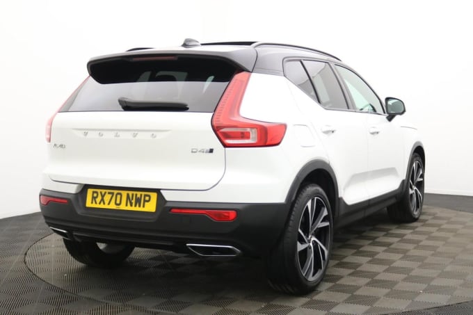 2025 Volvo Xc40