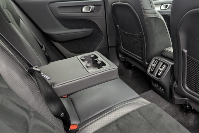 2025 Volvo Xc40