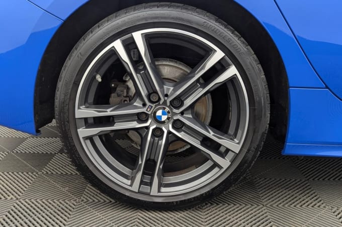 2025 BMW 1 Series