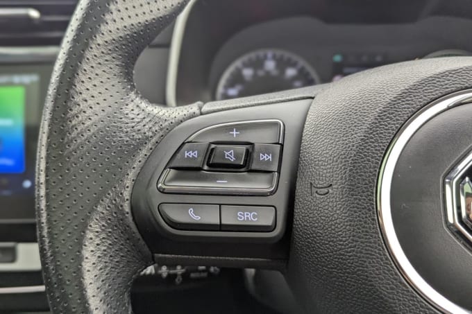 2025 Mg Mg Zs