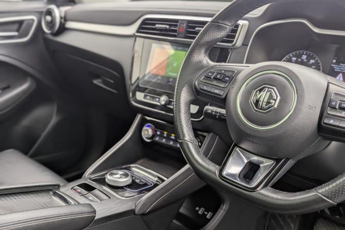2025 Mg Mg Zs