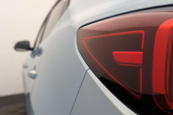 2025 Mg Mg Zs