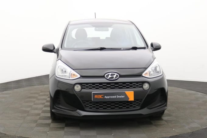 2025 Hyundai I10