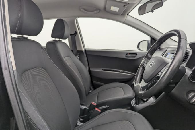 2025 Hyundai I10