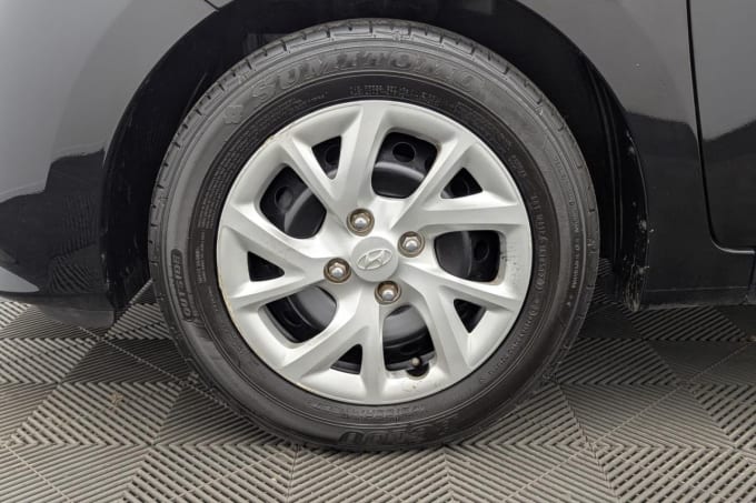 2025 Hyundai I10