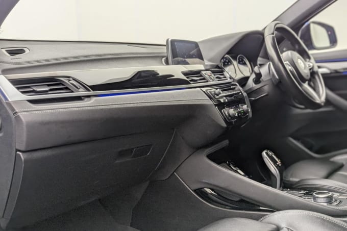 2025 BMW X2