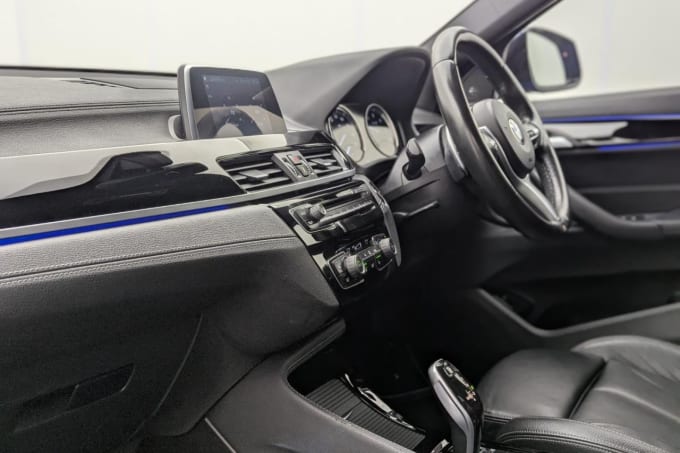2025 BMW X2