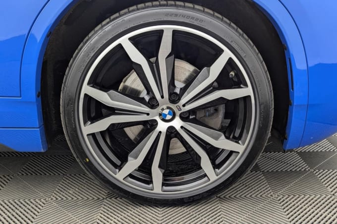2025 BMW X2