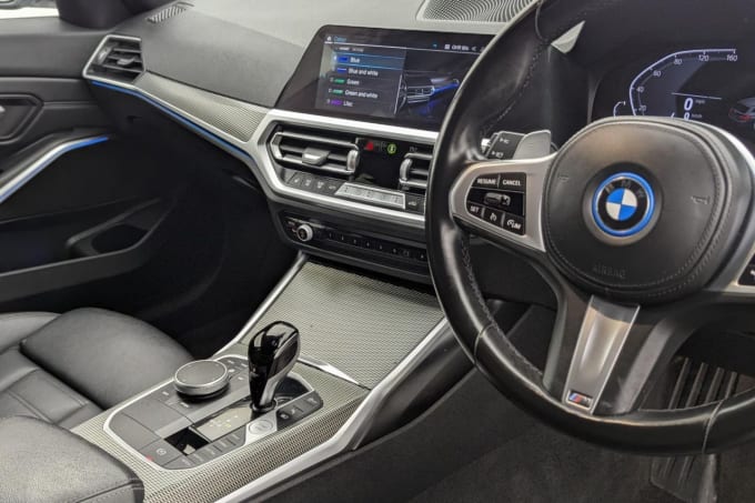 2025 BMW 3 Series