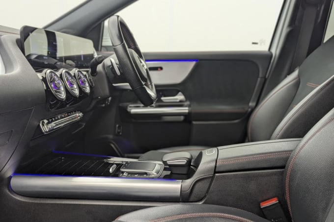 2025 Mercedes-benz Eqa