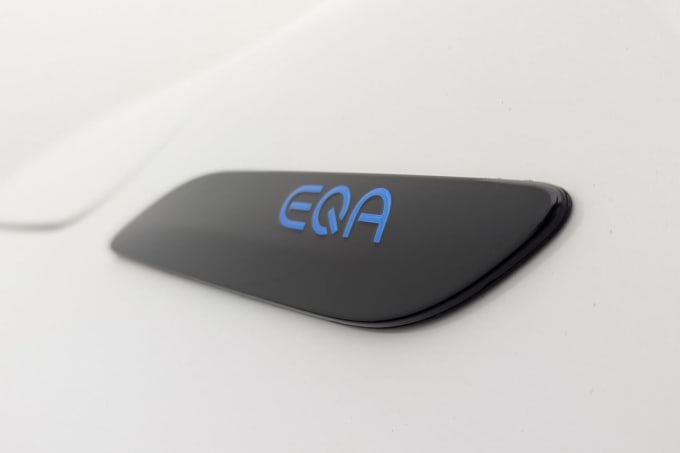 2025 Mercedes-benz Eqa