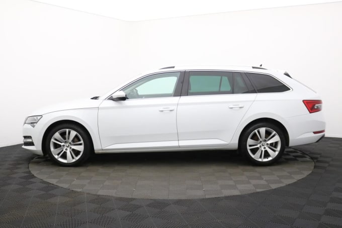 2025 Skoda Superb