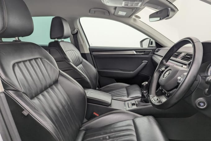 2025 Skoda Superb