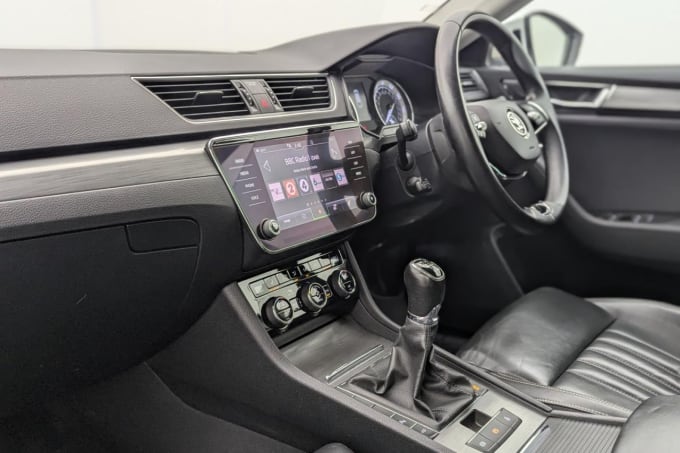 2025 Skoda Superb