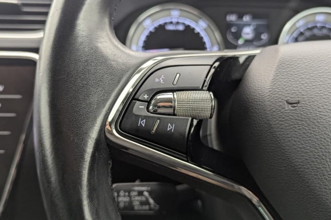 2025 Skoda Superb