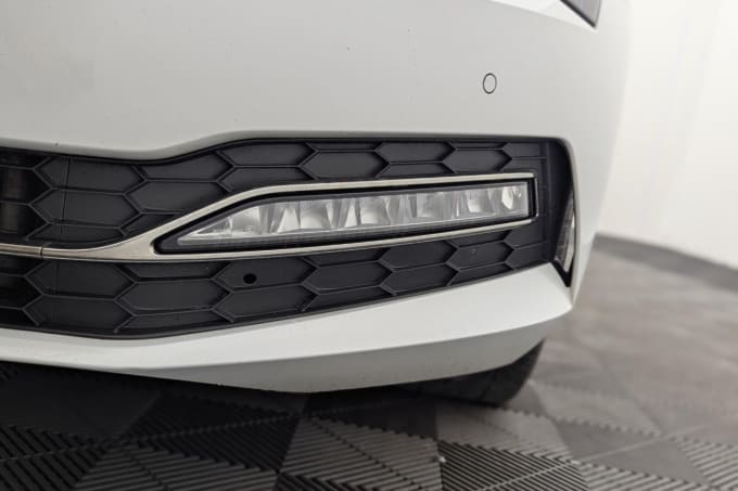 2025 Skoda Superb