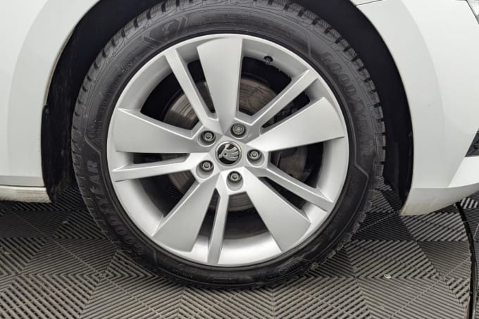 2025 Skoda Superb