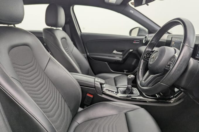 2025 Mercedes-benz A-class