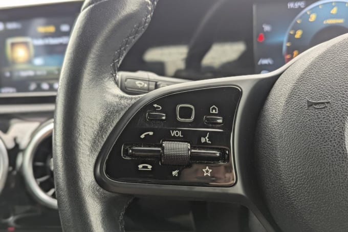 2025 Mercedes-benz A-class
