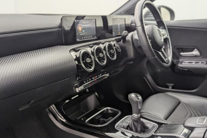 2025 Mercedes-benz A-class