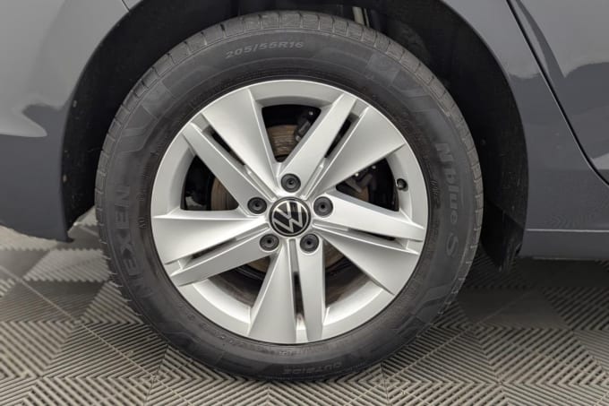 2025 Volkswagen Golf
