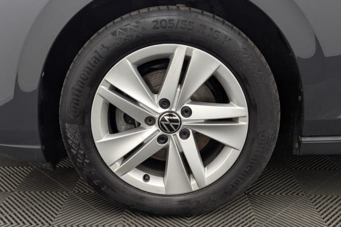 2025 Volkswagen Golf
