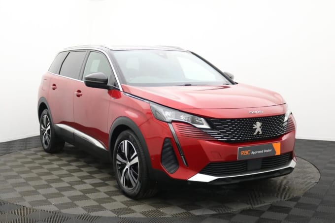 2025 Peugeot 5008