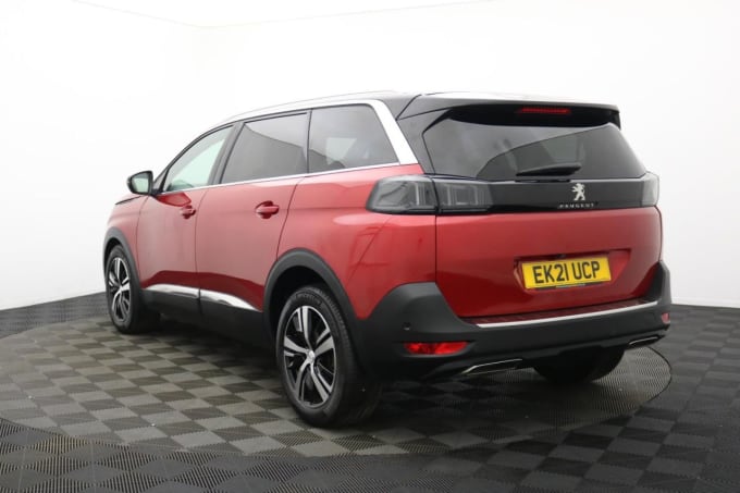 2025 Peugeot 5008